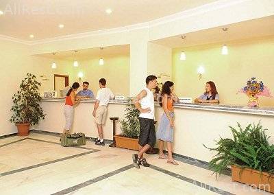Blue Star Hotel 10